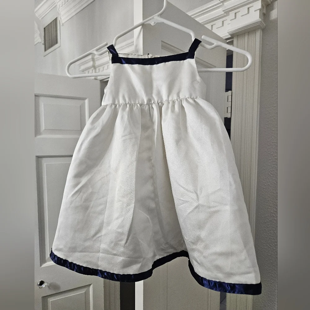 David's Bridal flower girl dress size 18 months - Picture 2 of 6